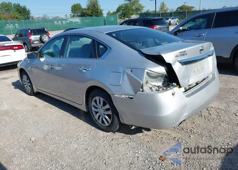 2015 Nissan Altima 2.5 S from USA, damaged, VIN 1N4AL3AP4FC477312